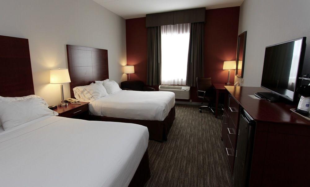 Holiday Inn Express Hotel & Suites 1000 Islands - Gananoque By Ihg Exteriér fotografie