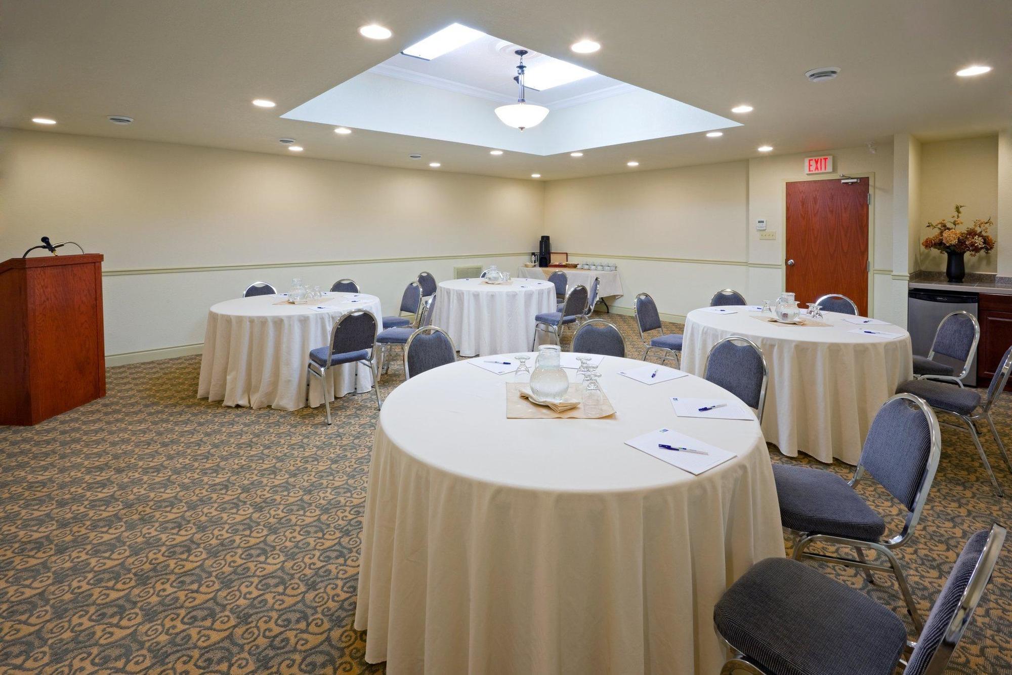 Holiday Inn Express Hotel & Suites 1000 Islands - Gananoque By Ihg Exteriér fotografie