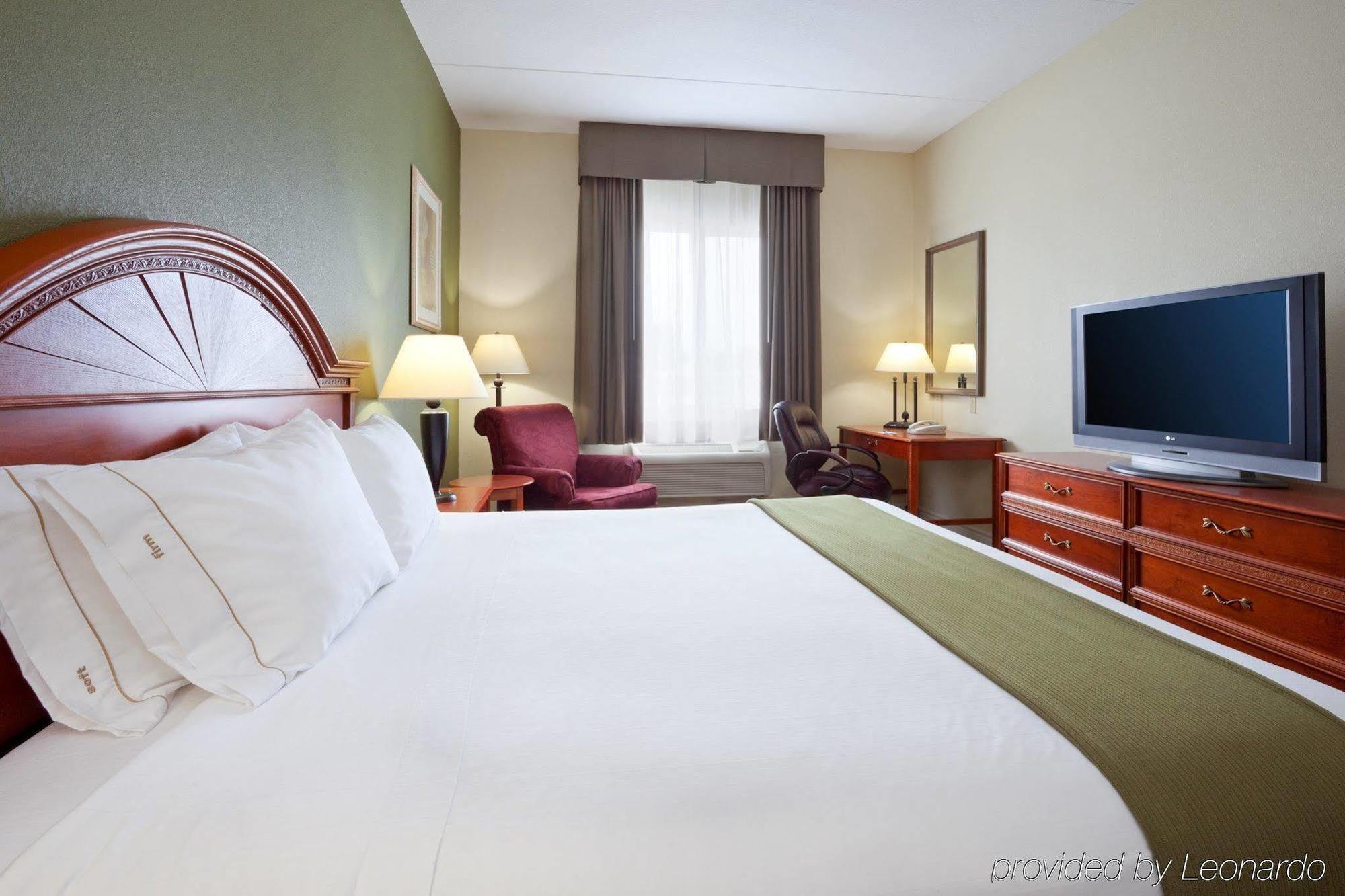 Holiday Inn Express Hotel & Suites 1000 Islands - Gananoque By Ihg Exteriér fotografie